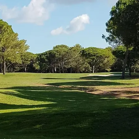 P2 Village Club Cap Esterel Vue Golf Et Mer, Piscine Chauffee Апартаменты *